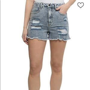 Vanilla Star Destructed Curvy-Fit Frayed-Hem Super High Rise Denim Shorts